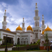 Sultan Haji Hassanal Bolkiah Masjid - Cotabato City, Philippines